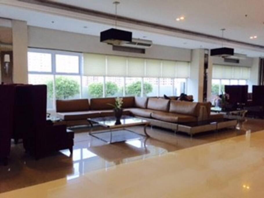Apartment London Themed In Princeton Residences Manila